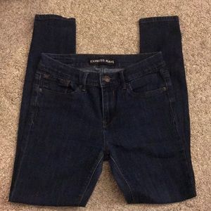 E X P R E S S  jeans